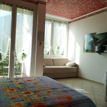 Garda In Euroresidence Apartment Garda (Verona)