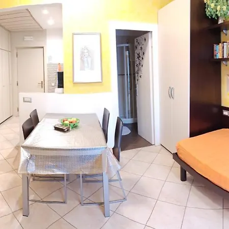 Garda In Euroresidence Apartment *