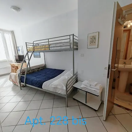 Garda In Euroresidence Apartment