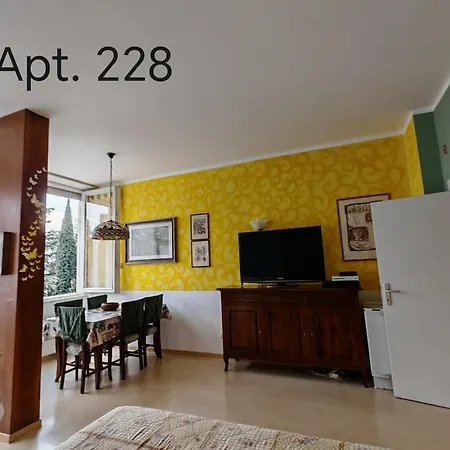 Apartment Garda In Euroresidence