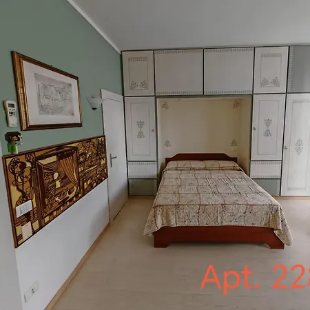 Garda In Euroresidence Apartment