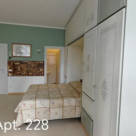 Apartment Garda In Euroresidence