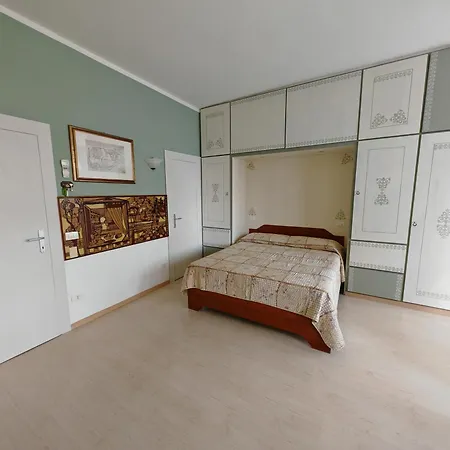 Garda In Euroresidence Apartment
